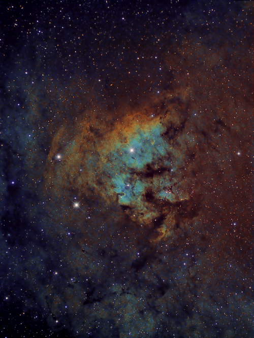 NGC7822 - Versión SHO (procesado alternativo)